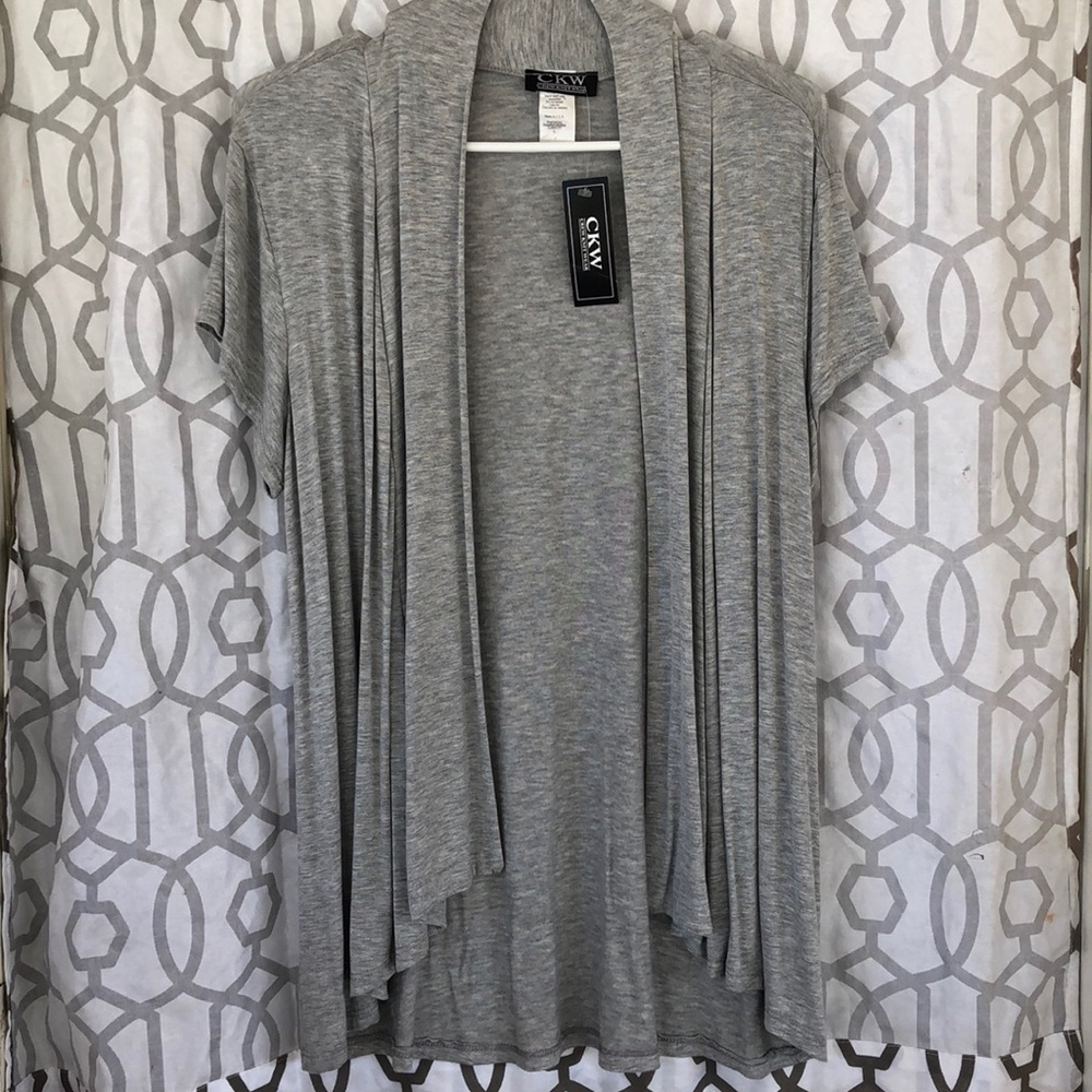 Short sleeve cardigan